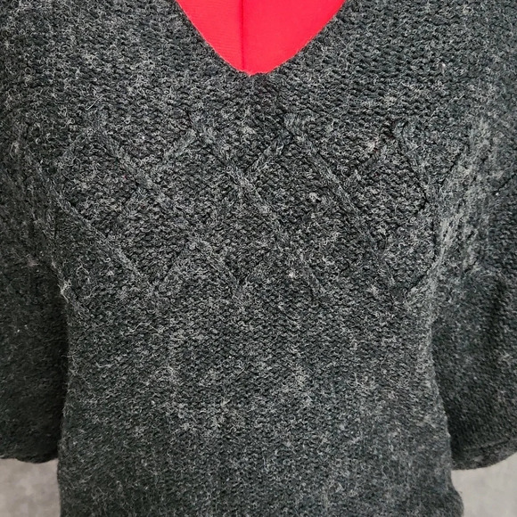 Tulle wool gray sweater size small - Picture 8 of 10